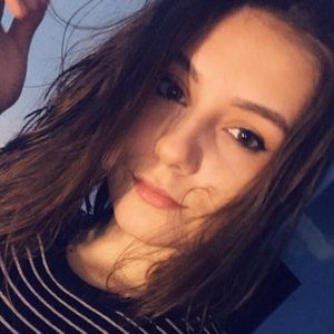 Meet your Posher, Ally